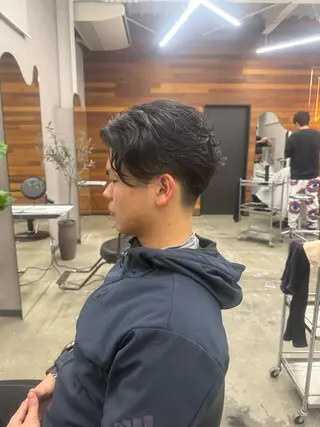 ショート 野上 晃生のヘアスタイル