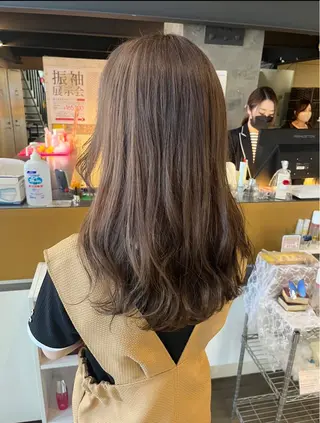ロング カラー uni 江坂🦋 木下風子のヘアスタイル