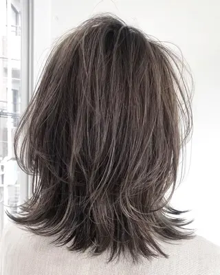 ミディアム カラー 神奈川大学最寄り白楽 三本松巧のヘアスタイル