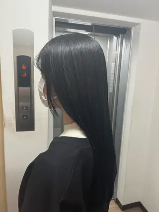 ロング カラー YUZUKI 🌙のヘアスタイル