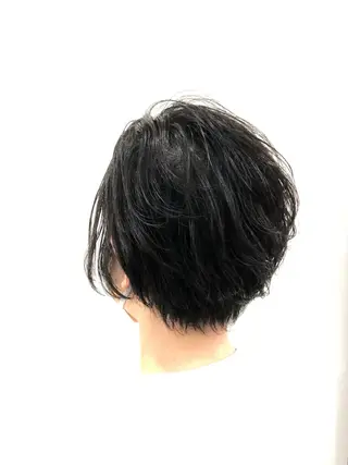 ショート メンズカット デザインカラーのヘアスタイル
