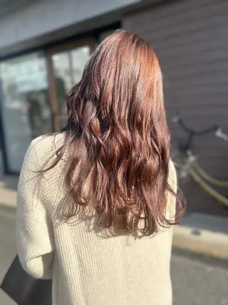 ロング カラー ヘアアレンジ 🤍 minaのヘアスタイル