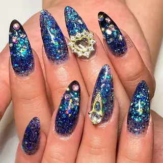 ネイル VOGUE ×SWANのネイルデザイン