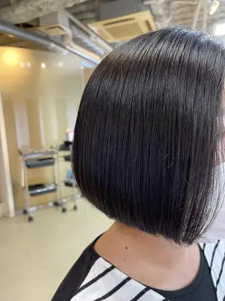 ショート ヘアアレンジ ラシェンテ居留地所属・鶴﨑 美優亜のヘアスタイル