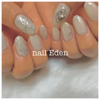 ネイル Eden　private nail saron所属・Eden ♾️のネイルデザイン