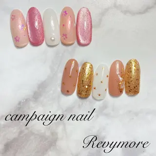 ミディアム ネイル nail salon Revymoreのネイルデザイン