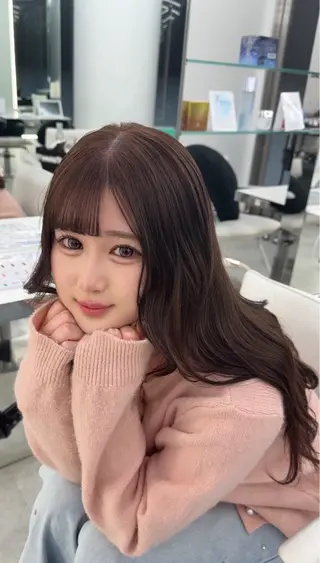 ロング 🎀藤沢ハイトーン ららのヘアスタイル