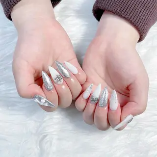 ネイル Emi Nailのネイルデザイン