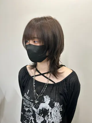 ショート 心斎橋l大人韓国ヘア レイヤー×艶カラーのヘアスタイル