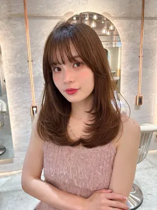 ミディアム ハッシュカット/韓国 レイヤー/カハナのヘアスタイル