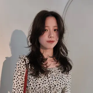 ロング カラー 東山 涼嘉のヘアスタイル