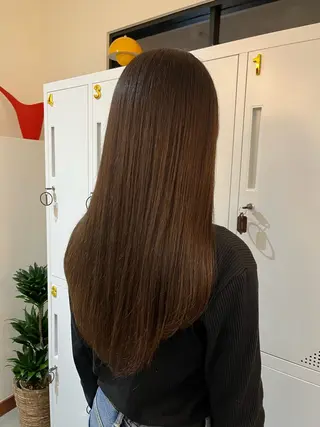 ロング カラー 原口 桃歌のヘアスタイル