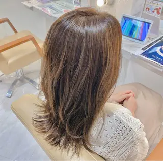 ミディアム カラー 畑中 夢のヘアスタイル