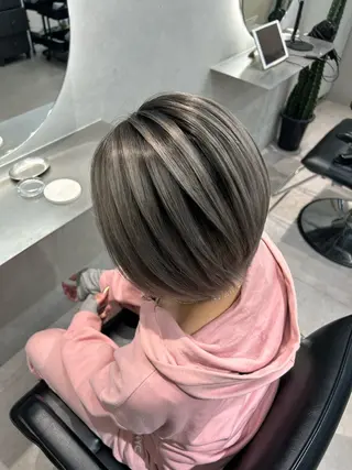 ショート カラー フェード・メッシュ ハイトーン/fumaのヘアスタイル