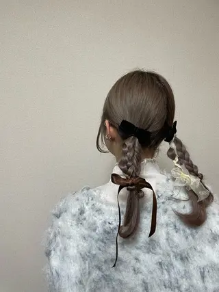 セミロング カラー 堀 綾花のヘアスタイル