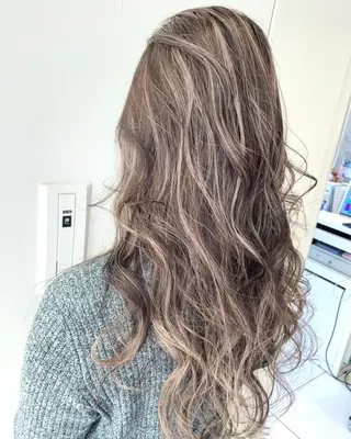 ロング カラー 小田原NO1 美容師 飯田飛翔のヘアスタイル