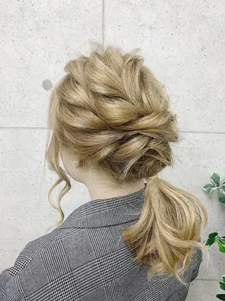 セミロング ヘアアレンジ 京都最安価エクステ muuka🦋のヘアスタイル