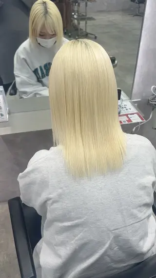 セミロング encount  by mahalo（エンカウント　バイ　マハロ）所属・平山 采弥のヘアスタイル