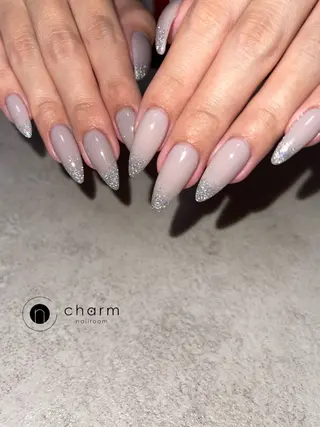 ネイル ネイルルーム チャームのネイルデザイン