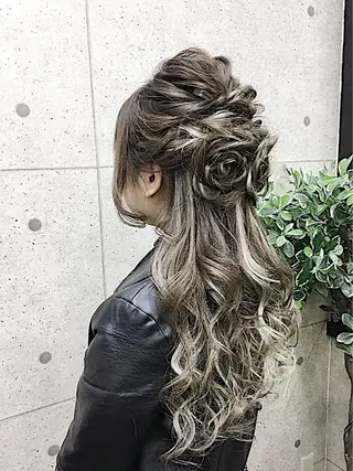 ロング ヘアアレンジ 京都最安価エクステ muuka🦋のヘアスタイル