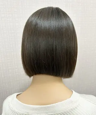 ミディアム Rune 横田 椿のヘアスタイル