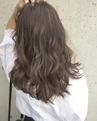 セミロング カラー パーマ ヘアアレンジ メンズ キッズ ネイル マツエク・マツパ 韓国風×透明感カラー 髪質改善オタベシンヤのヘアスタイル