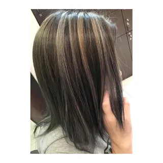 カラー 早川 真幸のヘアスタイル