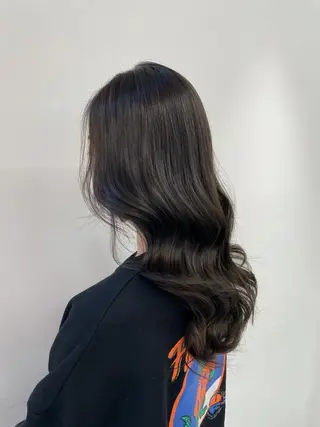 ロング カラー ひろせ かなのヘアスタイル