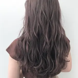セミロング カラー 🦄インナーカラー 🦄貫井彩花のヘアスタイル