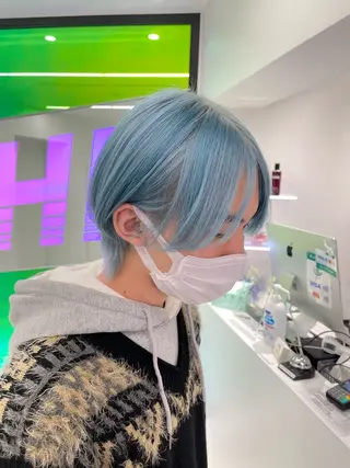 ショート カラー 🤍💕ブリーチカラ ーAyaka💕🤍のヘアスタイル