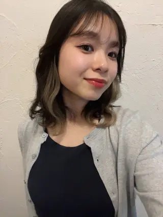 セミロング エクステ・セット 専門店Sleekのヘアスタイル