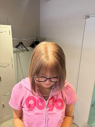 カラー 透明感ベージュ🤎 ナチュラルレイヤーのヘアスタイル