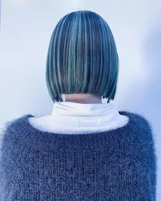 ショート カラー 高橋 亜紀のヘアスタイル