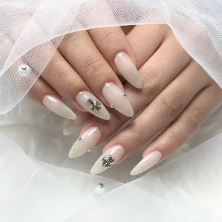 ネイル すみる Hinataのネイルデザイン