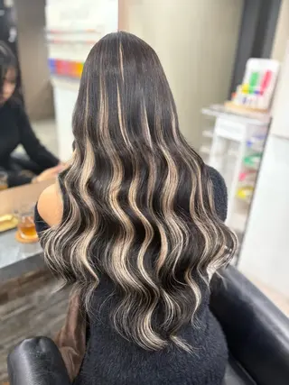 ロング 横浜lapis amaneのヘアスタイル