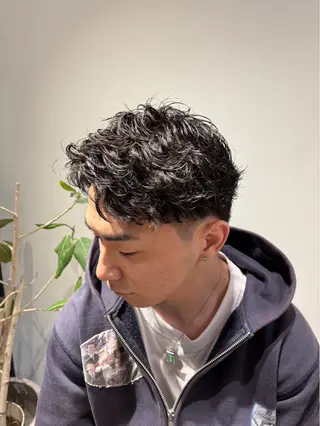 ショート カラー メンズ 山本 瑠虎のヘアスタイル