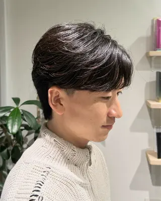 パーマ メンズ est-r. Shionのヘアスタイル