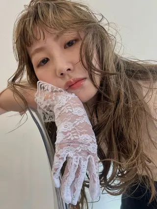 ロング みうら ありさのヘアスタイル