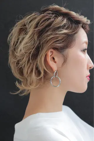 ショート カラー ✨髪質改善&ボブ✨ 近藤 凌のヘアスタイル