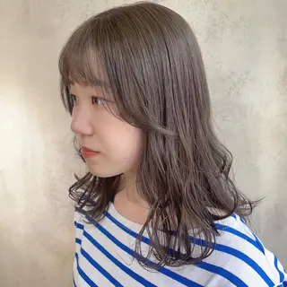 ミディアム カラー 梅田美容室 山崎海波のヘアスタイル