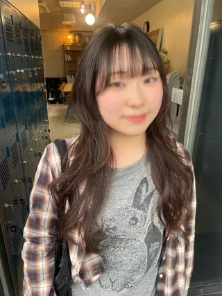 ロング 韓国タッセルカット レイヤーカットのヘアスタイル