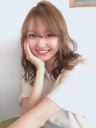 セミロング ボナセーラ・ ビバーチェ　田上台店のヘアスタイル