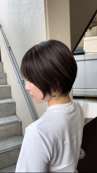 ショート 早稲田 千尋のヘアスタイル