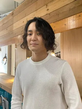 ミディアム パーマ メンズ 竹内 柚子のヘアスタイル