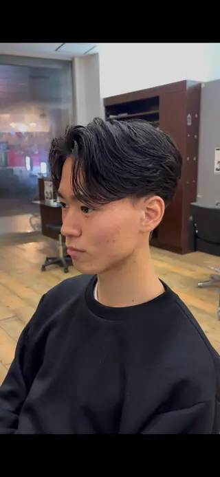 ショート メンズ 行方 晴貴のヘアスタイル