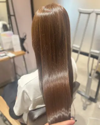 カラー 西原 愛紗のヘアスタイル