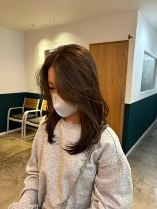 ミディアム 高山 鳳成のヘアスタイル