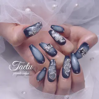 ネイル 𝐓𝐀𝐄𝐓𝐔 💜Ayumiのネイルデザイン