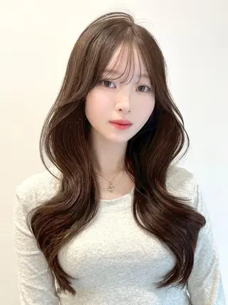 ロング カラー 透明感♡やわらかブラ ウンヘア♡銀座美容室のヘアスタイル
