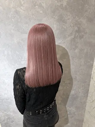 セミロング misaki /ハイトーンカラーのヘアスタイル